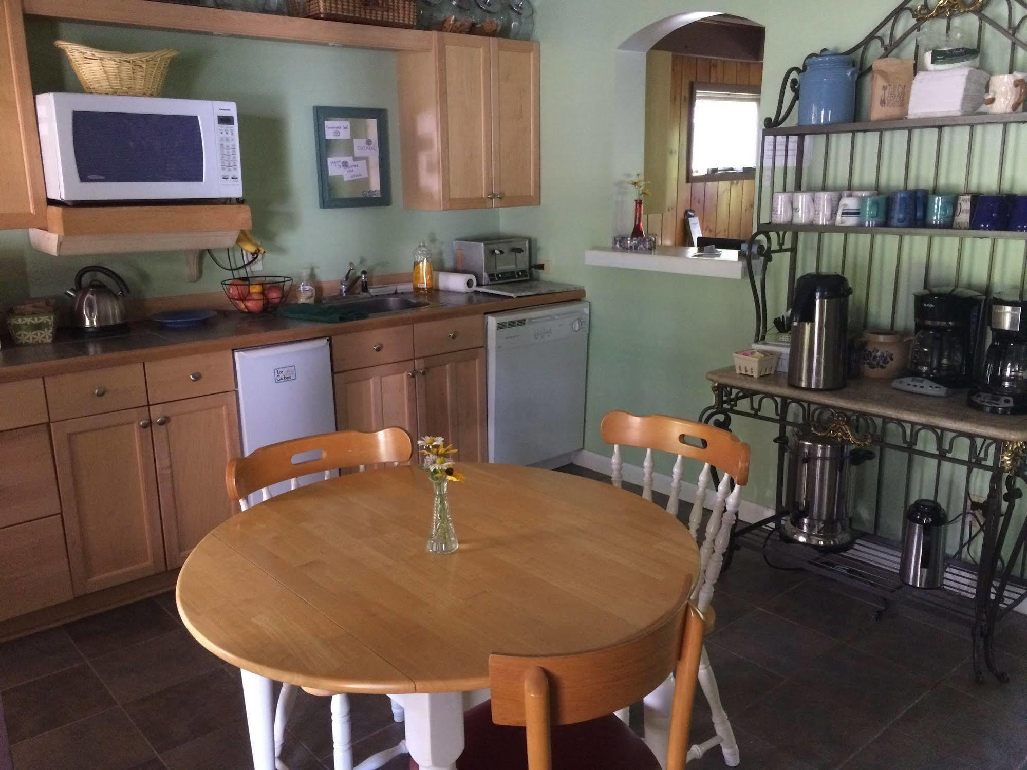 Aerie Inn Of Vermont East Dorset Екстериор снимка